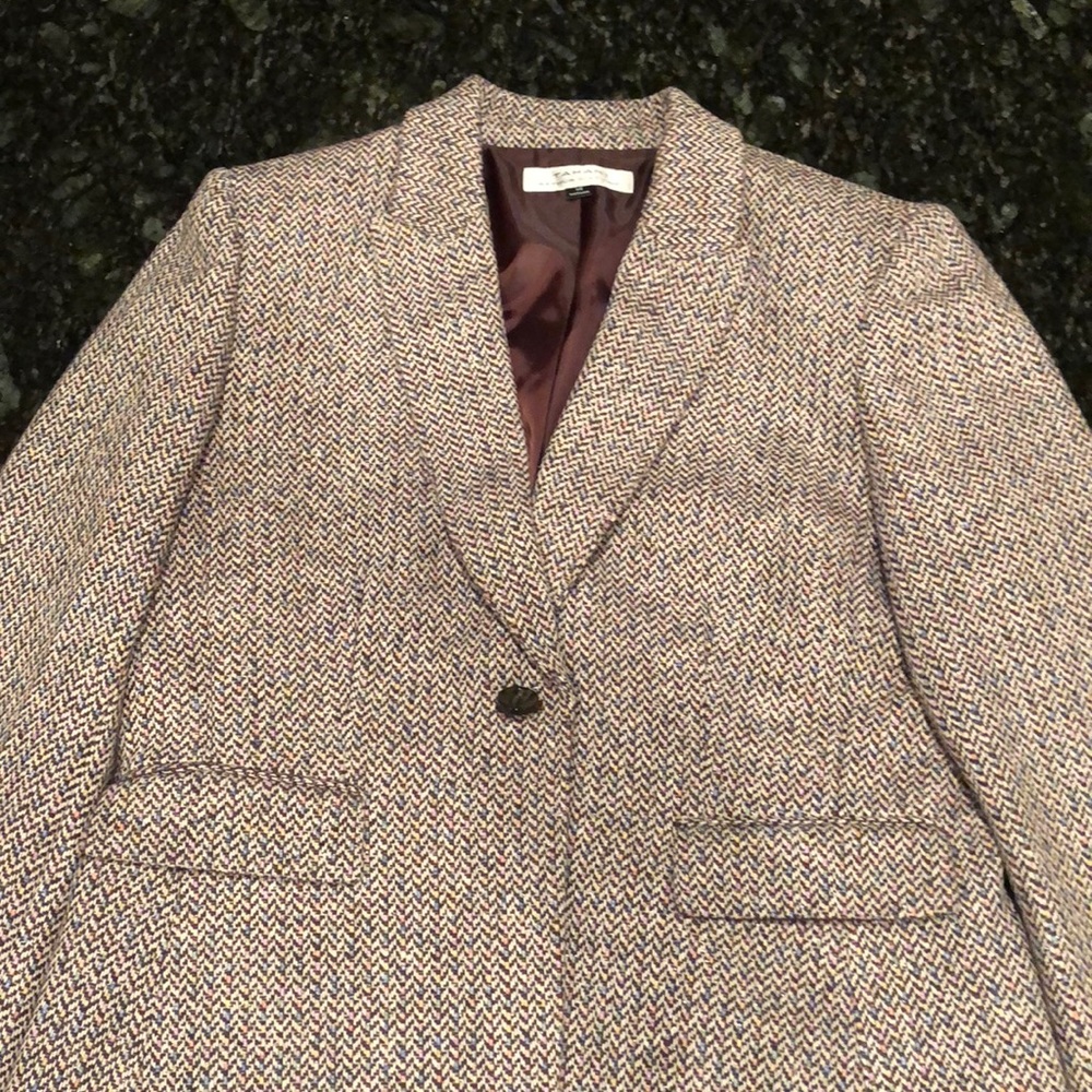 Tahari Blazer